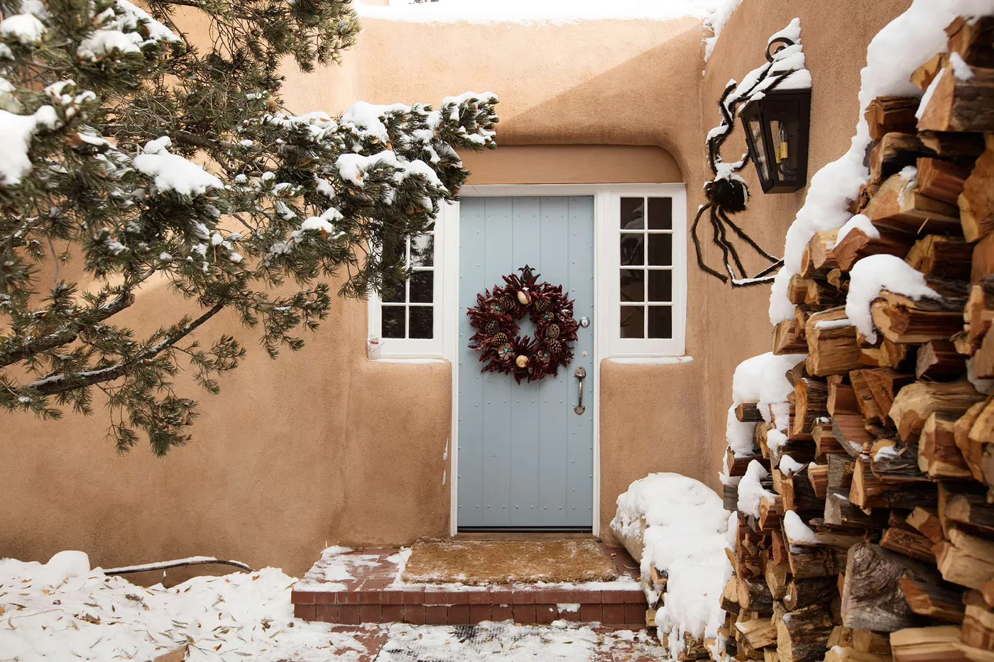 14 Christmas Front Door Decorating Ideas | Houzz IE