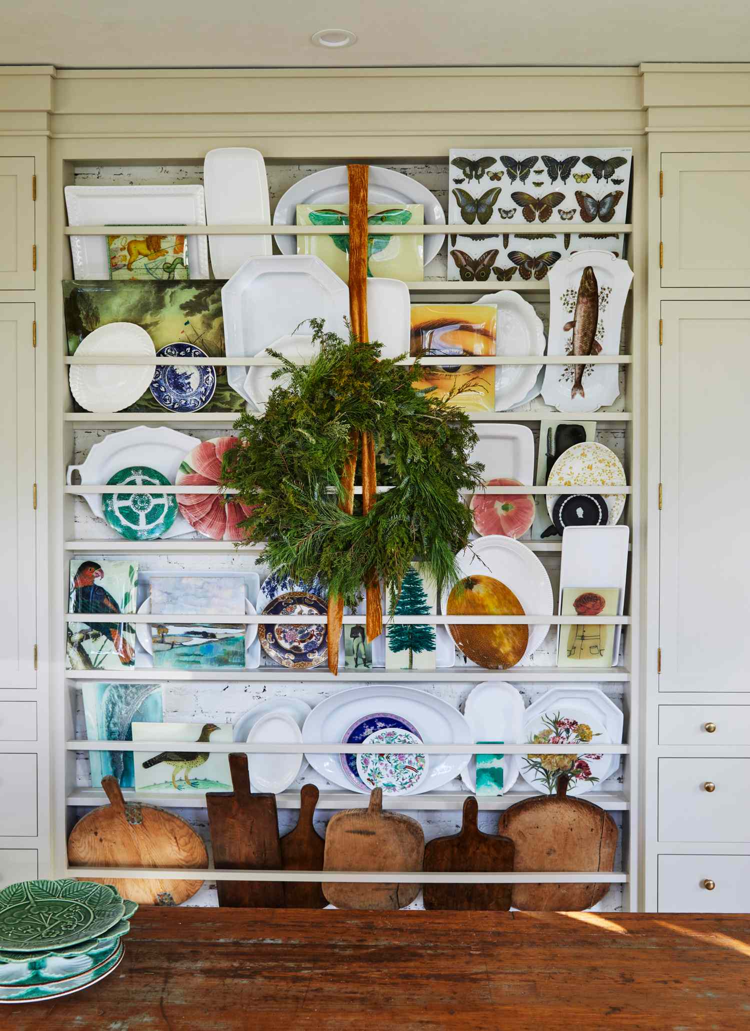 18 Festive Ways to Decorate Your Kitchen for Christmas