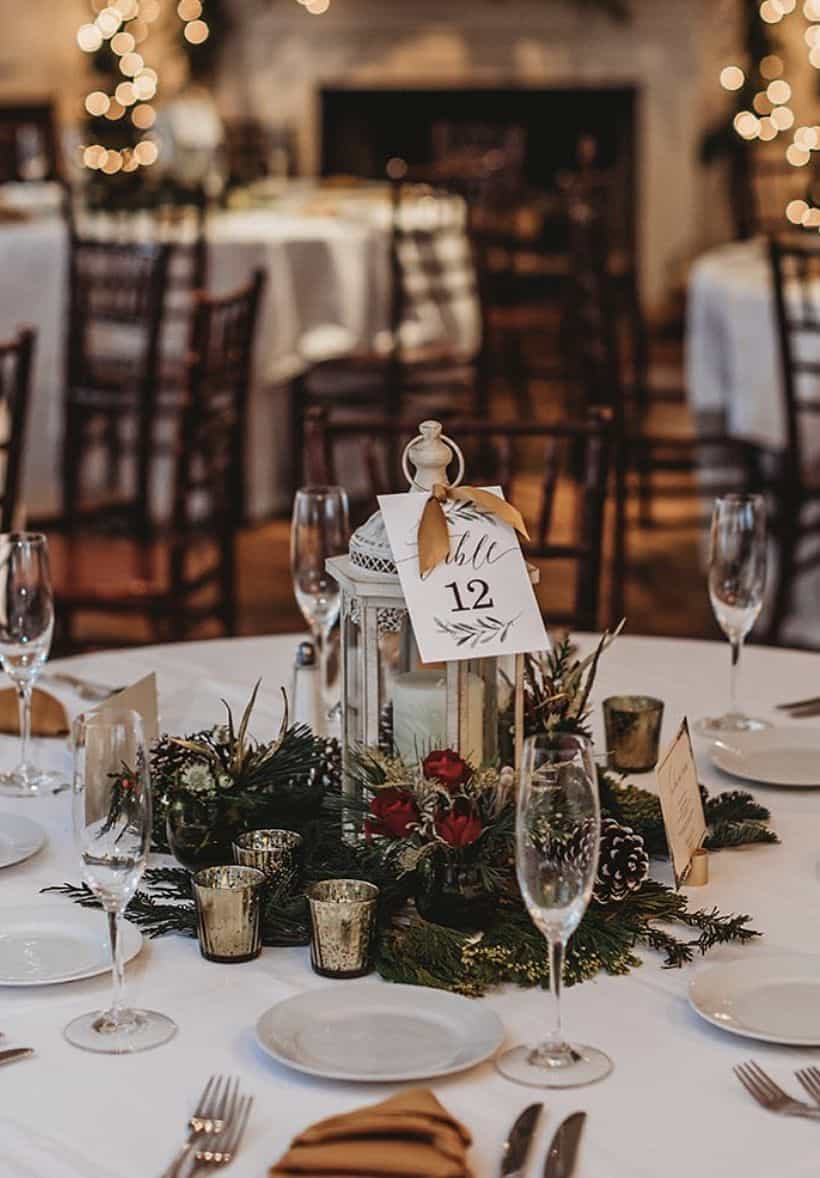 20 Magical Christmas Wedding Centerpieces: Perfect Touches For A Festive  Celebration • Confetti & Roses