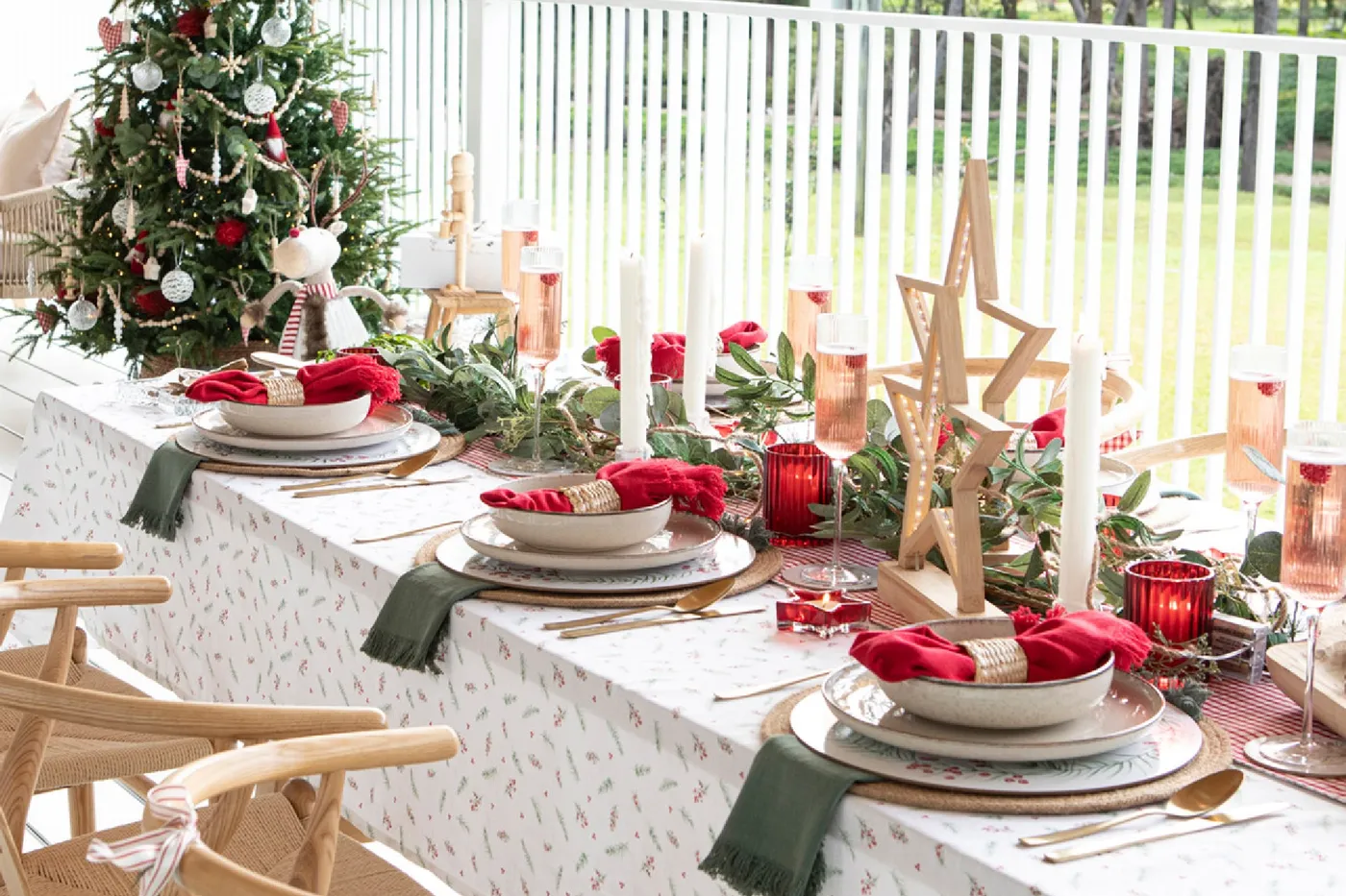 22 Best Christmas Table Settings, Ideas & Decorations To Try In 2022 |  Vogue Australia