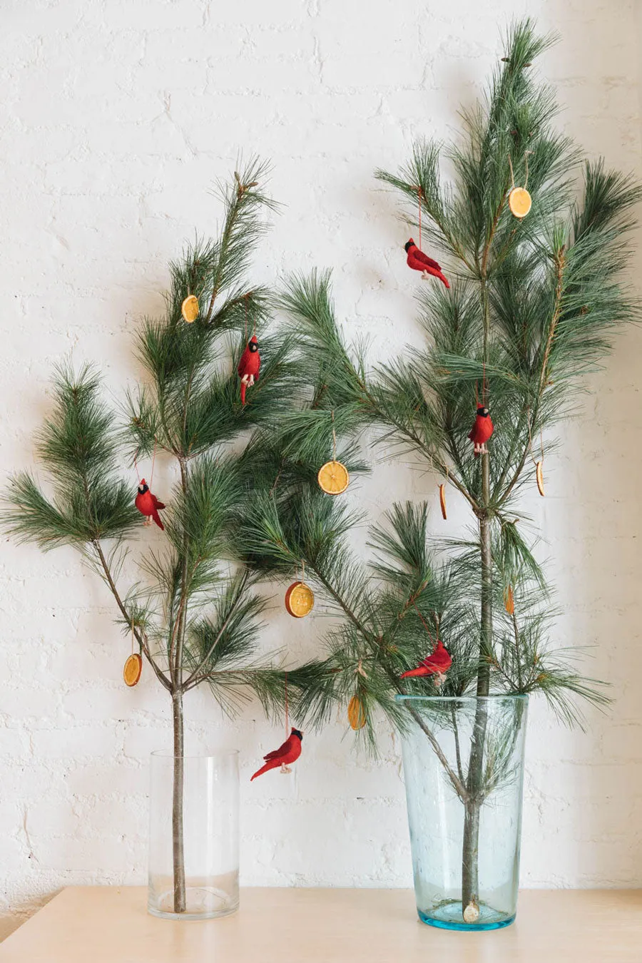 4 Easy Ways To Decorate Your Home Without A Tree – Craftspring