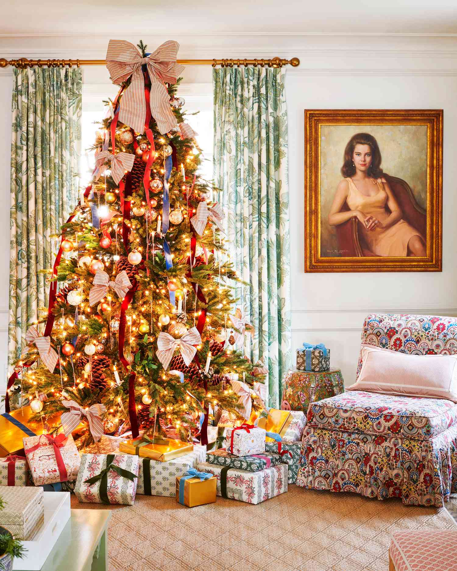 40 Decorative Christmas Tree Ideas For Every Style