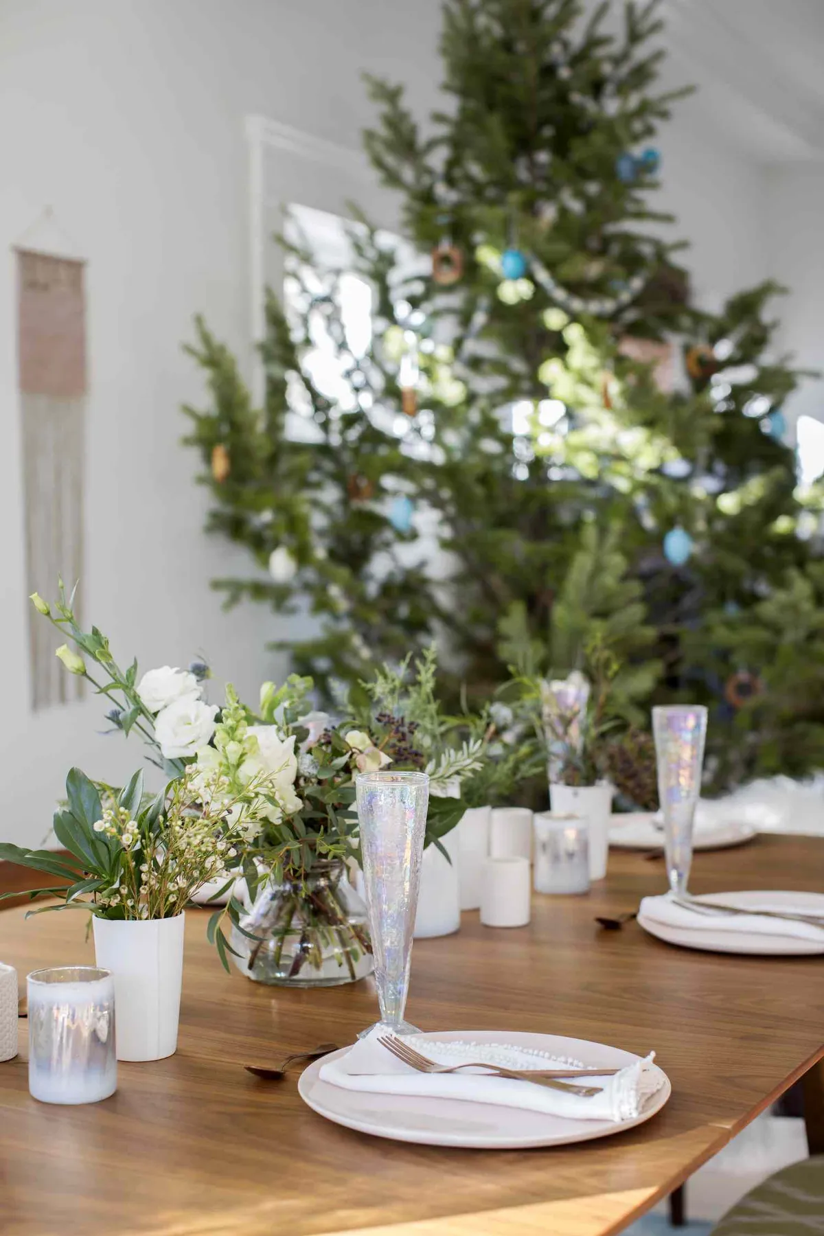 40 Pretty Christmas Tablescape Ideas for a Festive Holiday