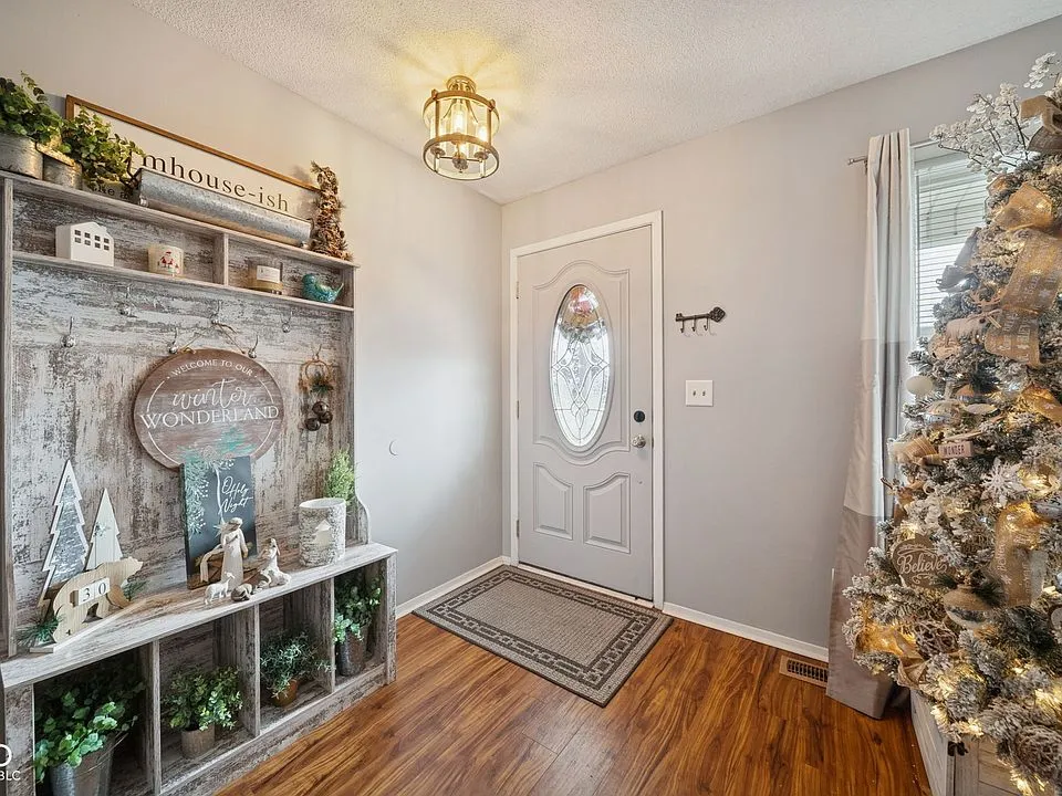 4112 E 74th Ave, Terre Haute, IN 47805 | Zillow