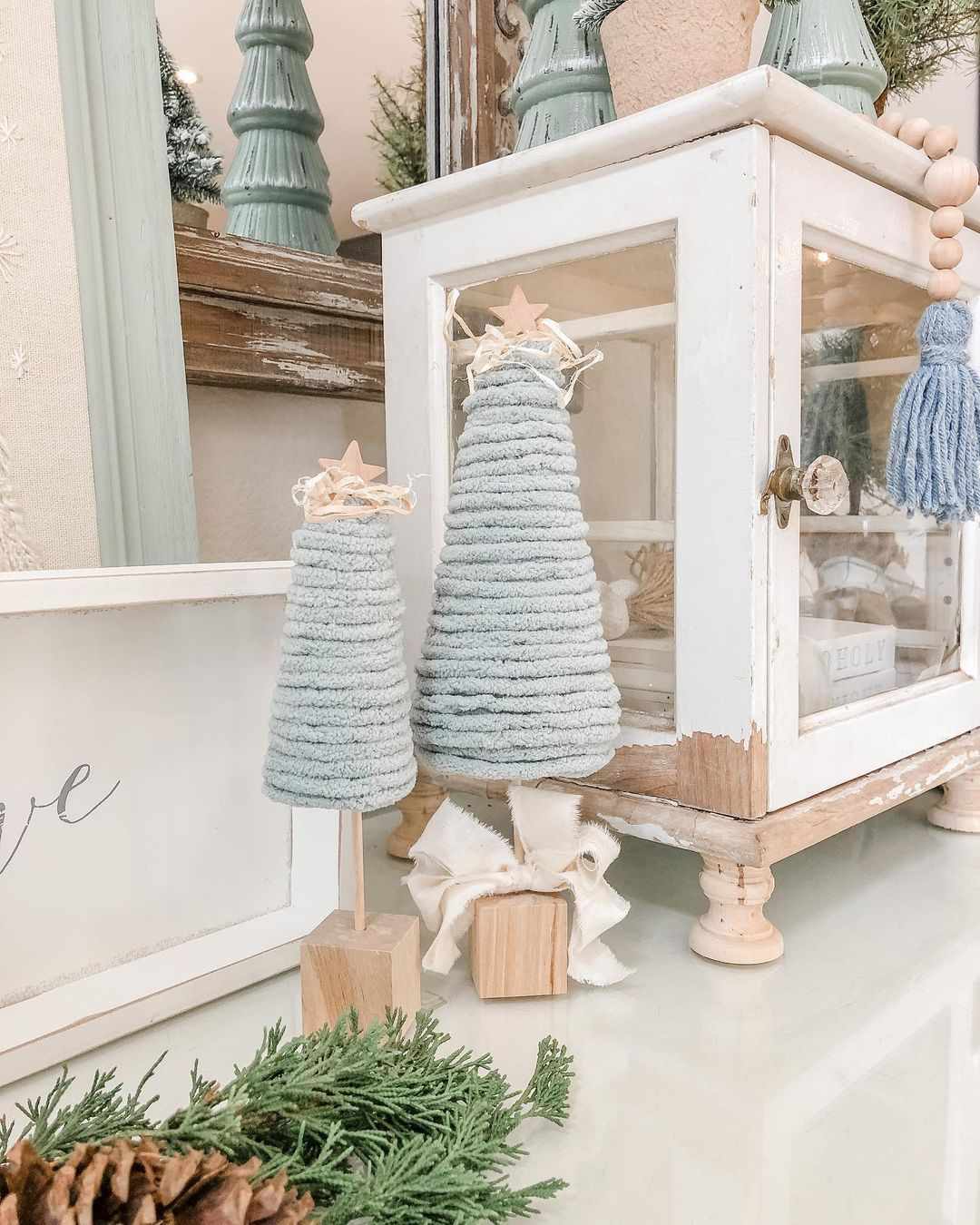 43 DIY Christmas Tree Ideas Worth Displaying That Anyone Can Make