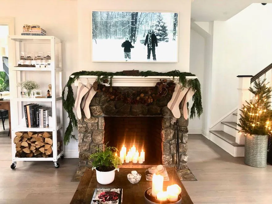 56 Christmas Mantel Decor Ideas for a Festive Home
