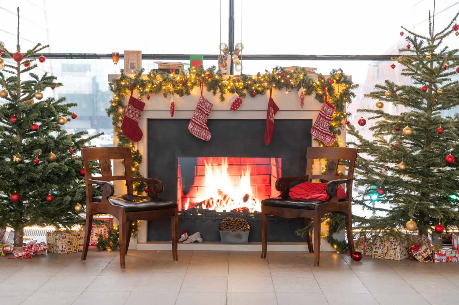 6 Holiday Decor Trends That Are Already Giving Designers the 'Ick'