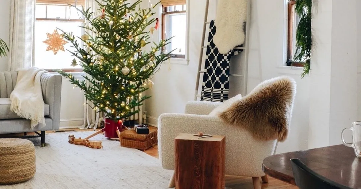6 Home Organizing Tasks to Do Before the Holidays | The Everygirl