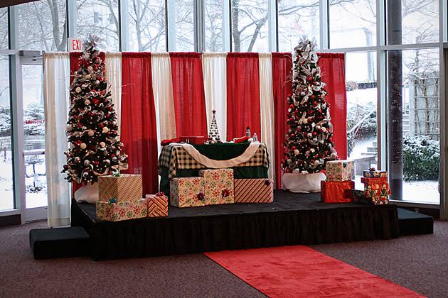6 Milwaukee Holiday Office Party Themes