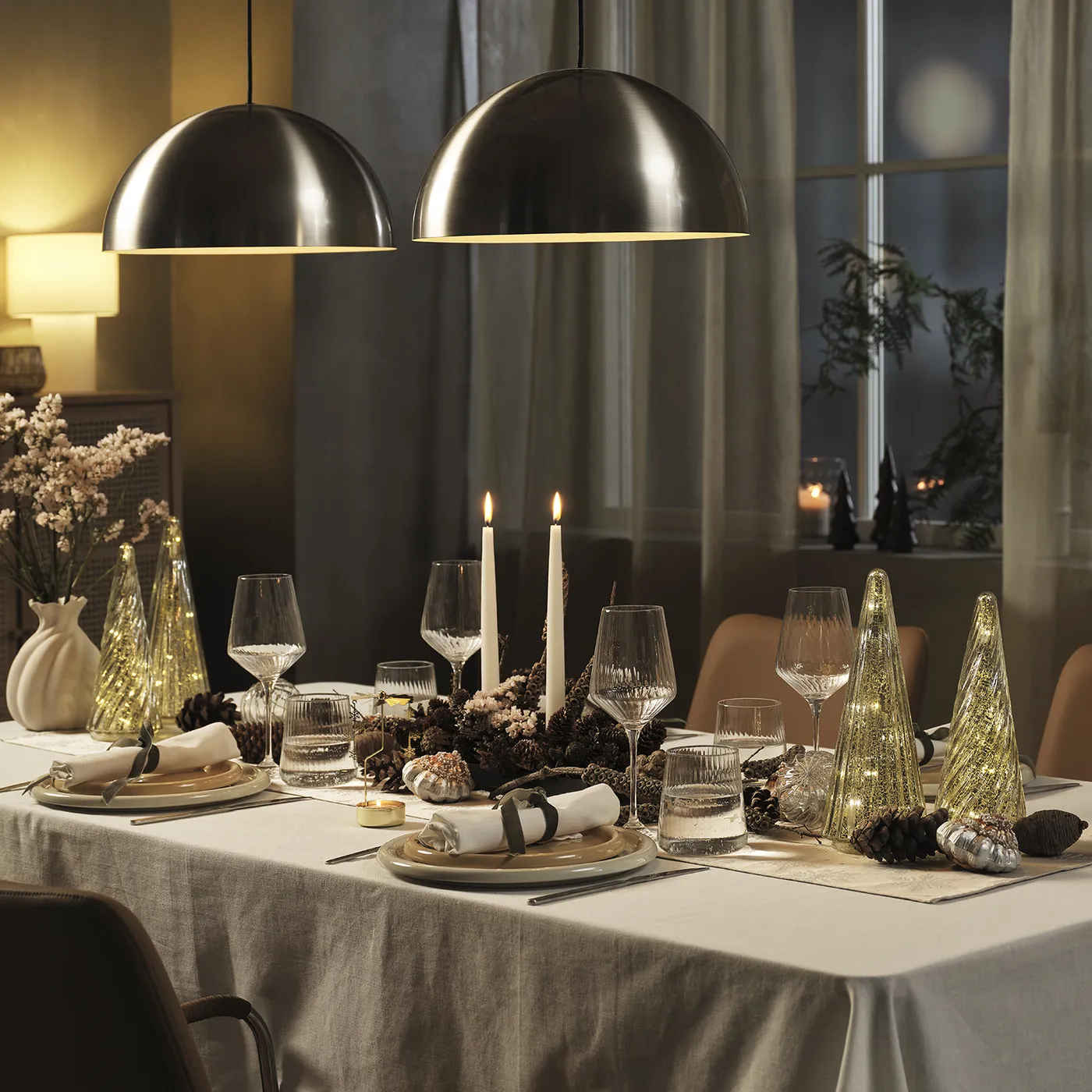 6 styling tips for your Christmas table setting | JYSK Ireland