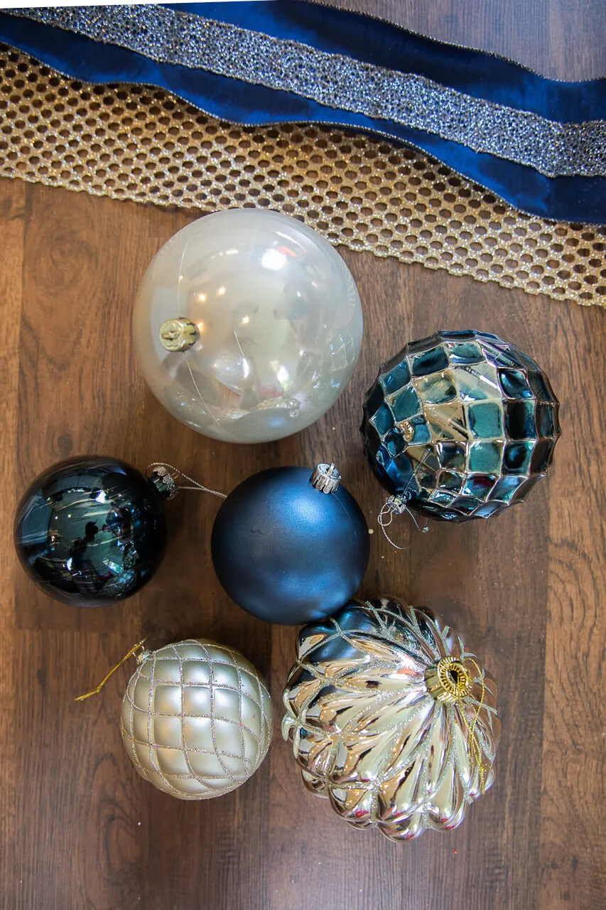 60+ Inspiring Christmas Tree Decorating Ideas - Decorator's Warehouse