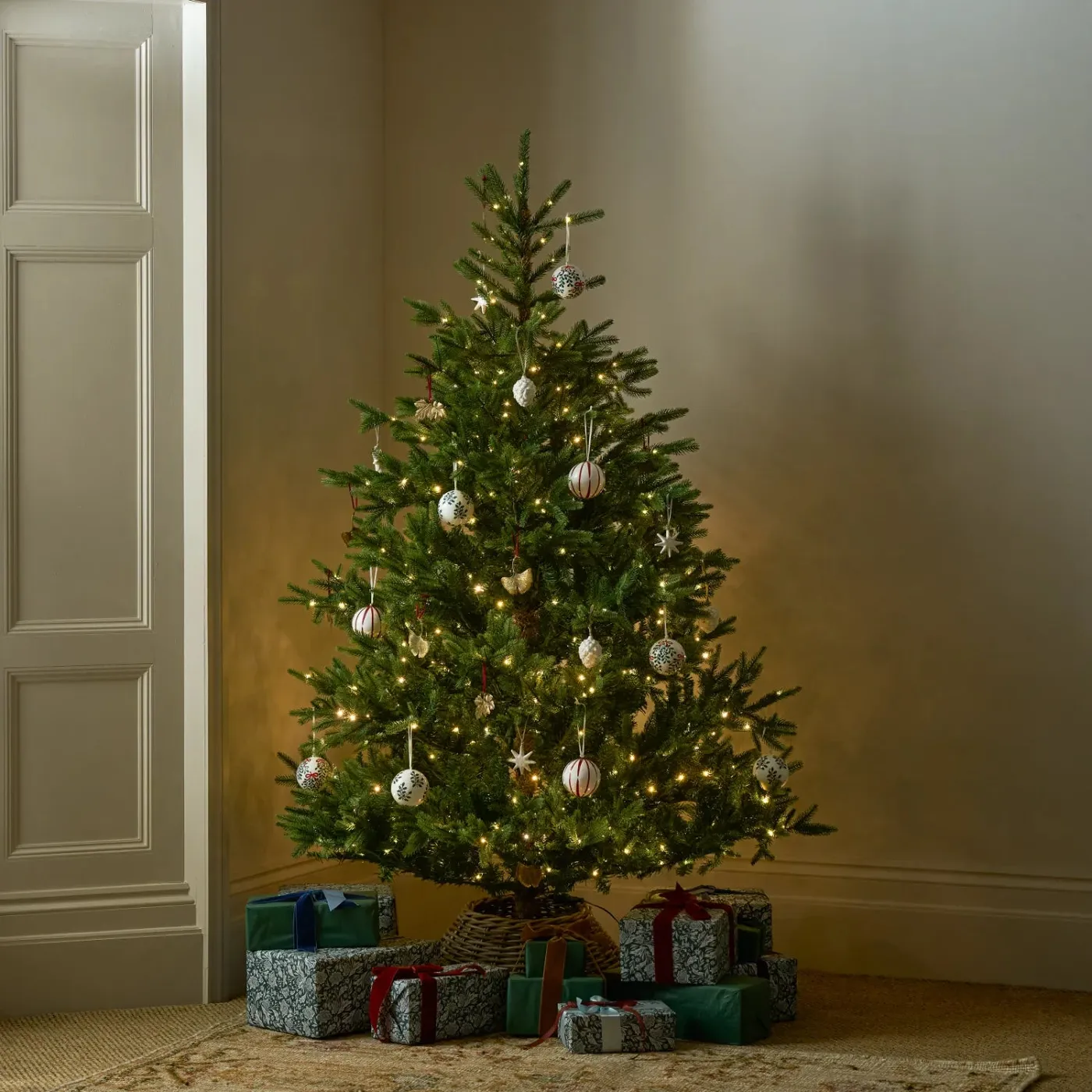 6ft Christmas trees – Neptune