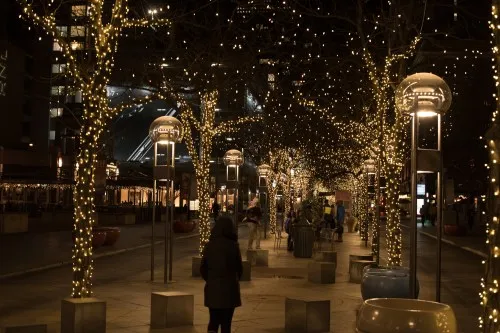 7 Best Christmas Light Displays to See in Iowa