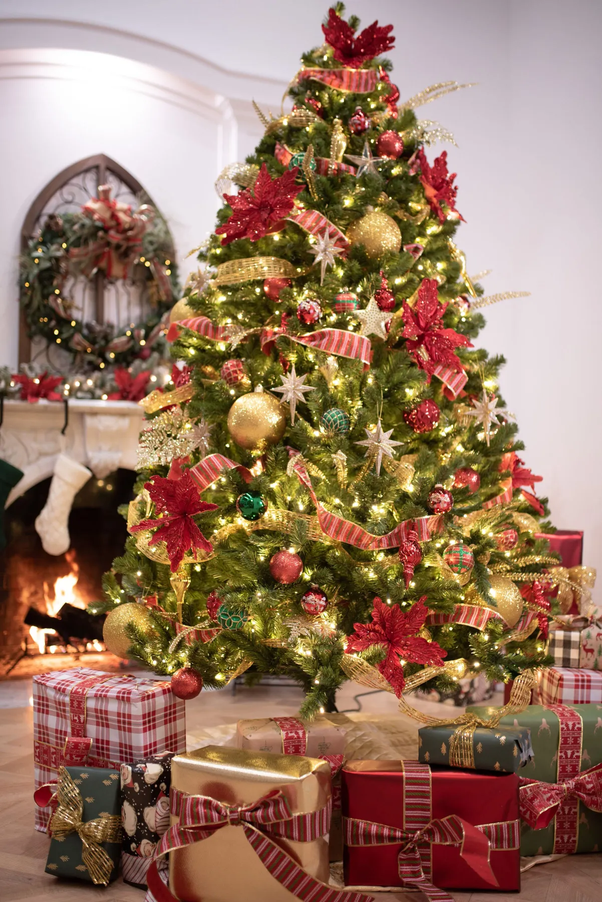 82 Homemade Christmas Ornaments to Give Your Tree Tons of Xmas Tree And Ornaments