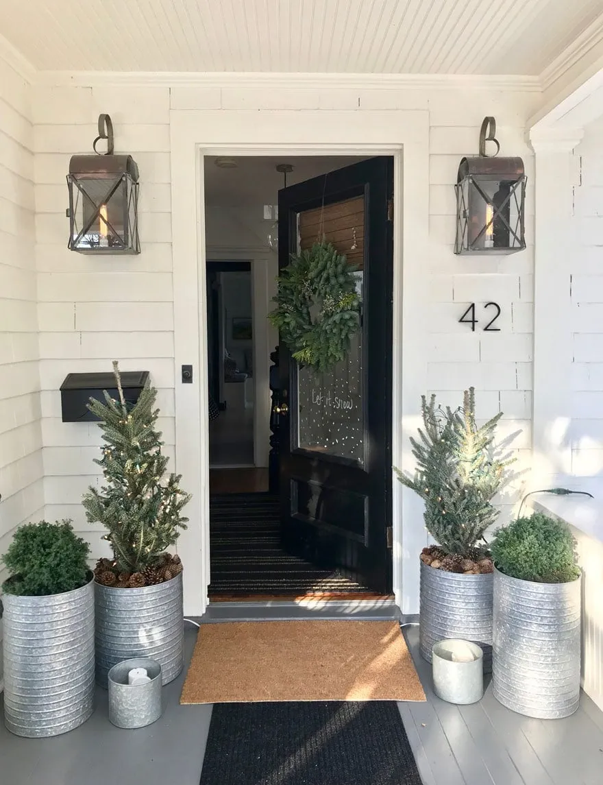 A Connecticut Cottage at Christmas | Most Lovely Things