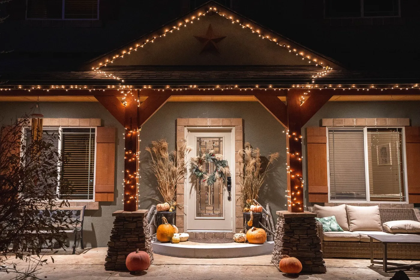 A guide to your outdoor Christmas decorations | Dream of Home