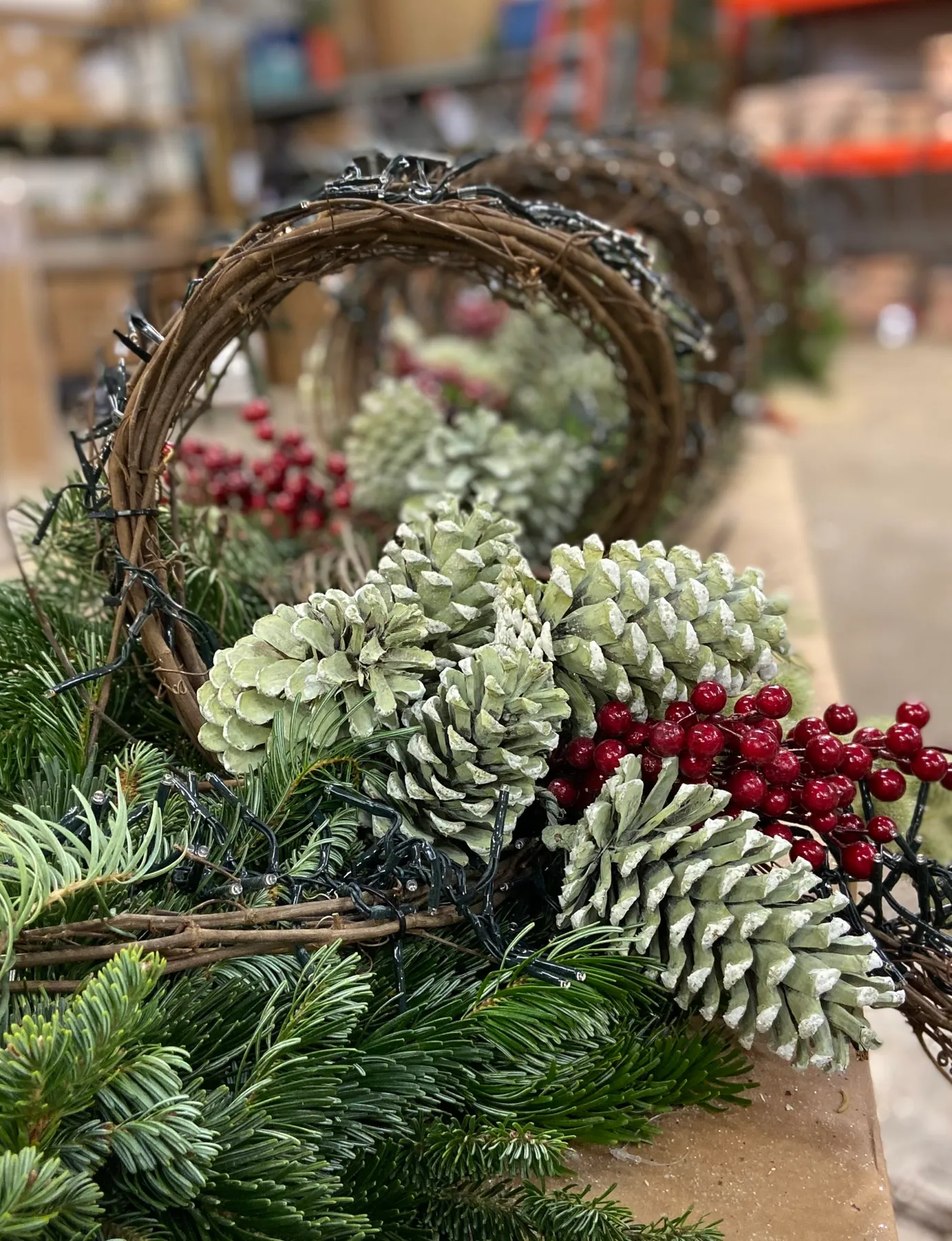 A Holiday Garland | Deborah Silver & Co.