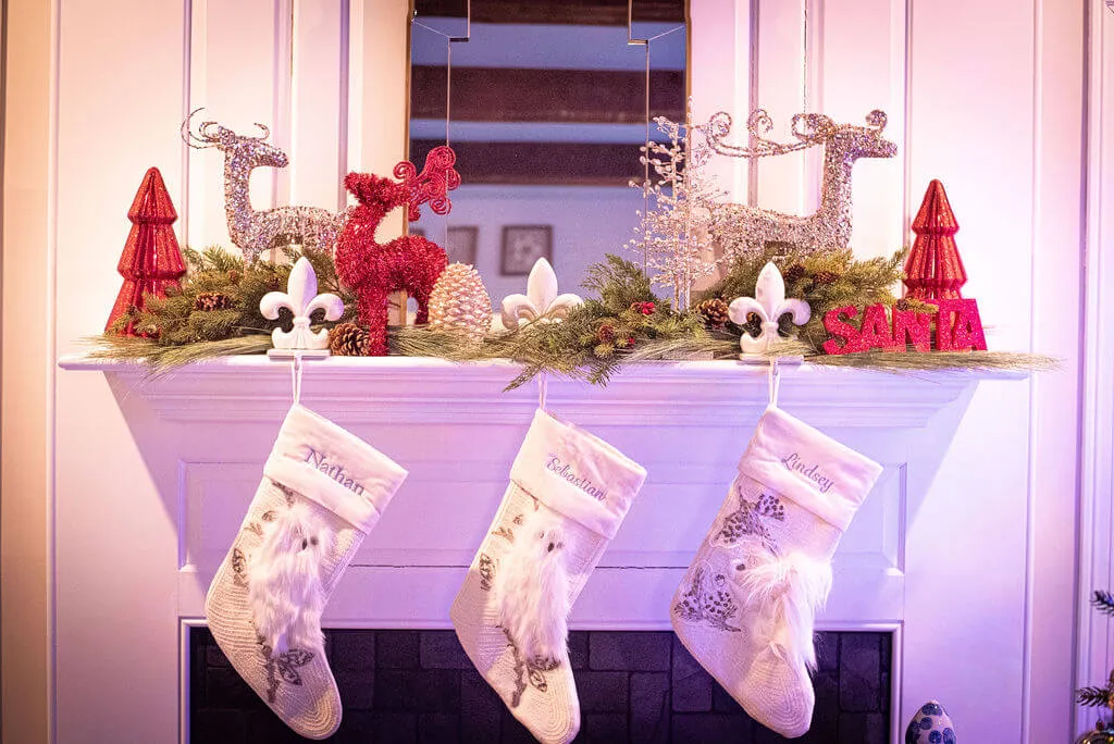 A Step-by-Step Guide to Decorating Your Mantel - Lindsey Putzier