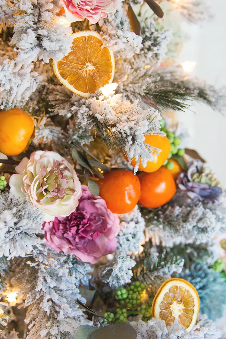 A Very California Christmas with a Non-Traditional Christmas Tree - The  Holiday Mama
