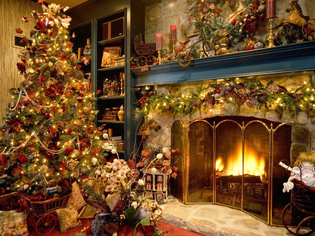 Albuquerque Antique Mile: Ingredients for an authentic Victorian Christmas  Tree