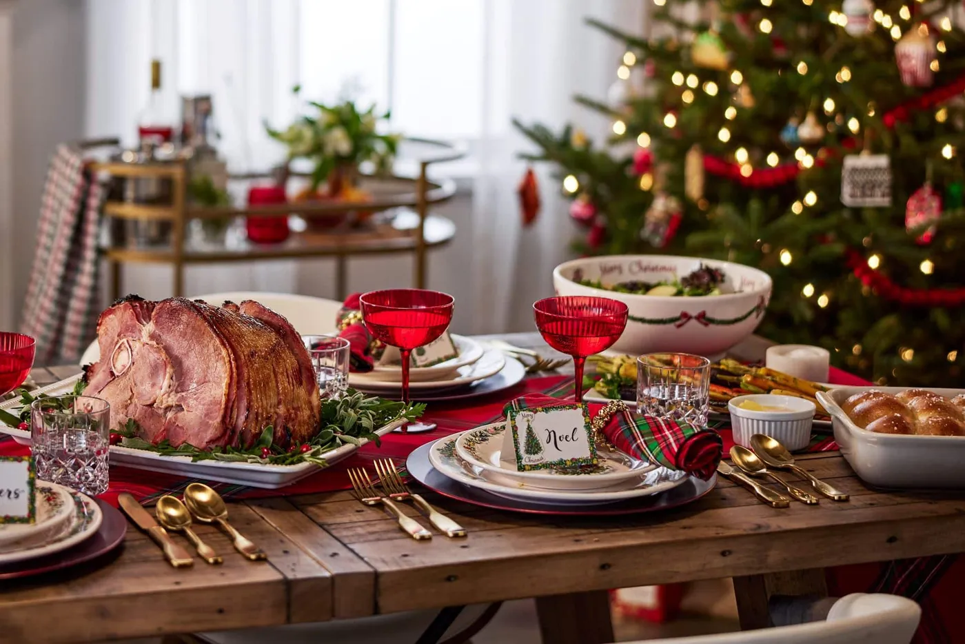 Best Christmas dinner menus & tips for a stress-free holiday feast –  VinWonders