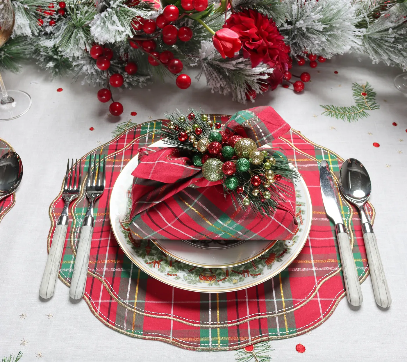 Best Holiday Hostess Gifts: Luxury Picks for Every Party