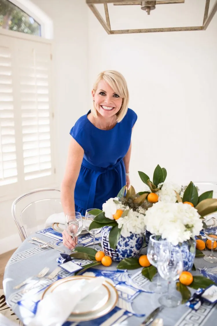 Blue and White Holiday Table Setting Ideas