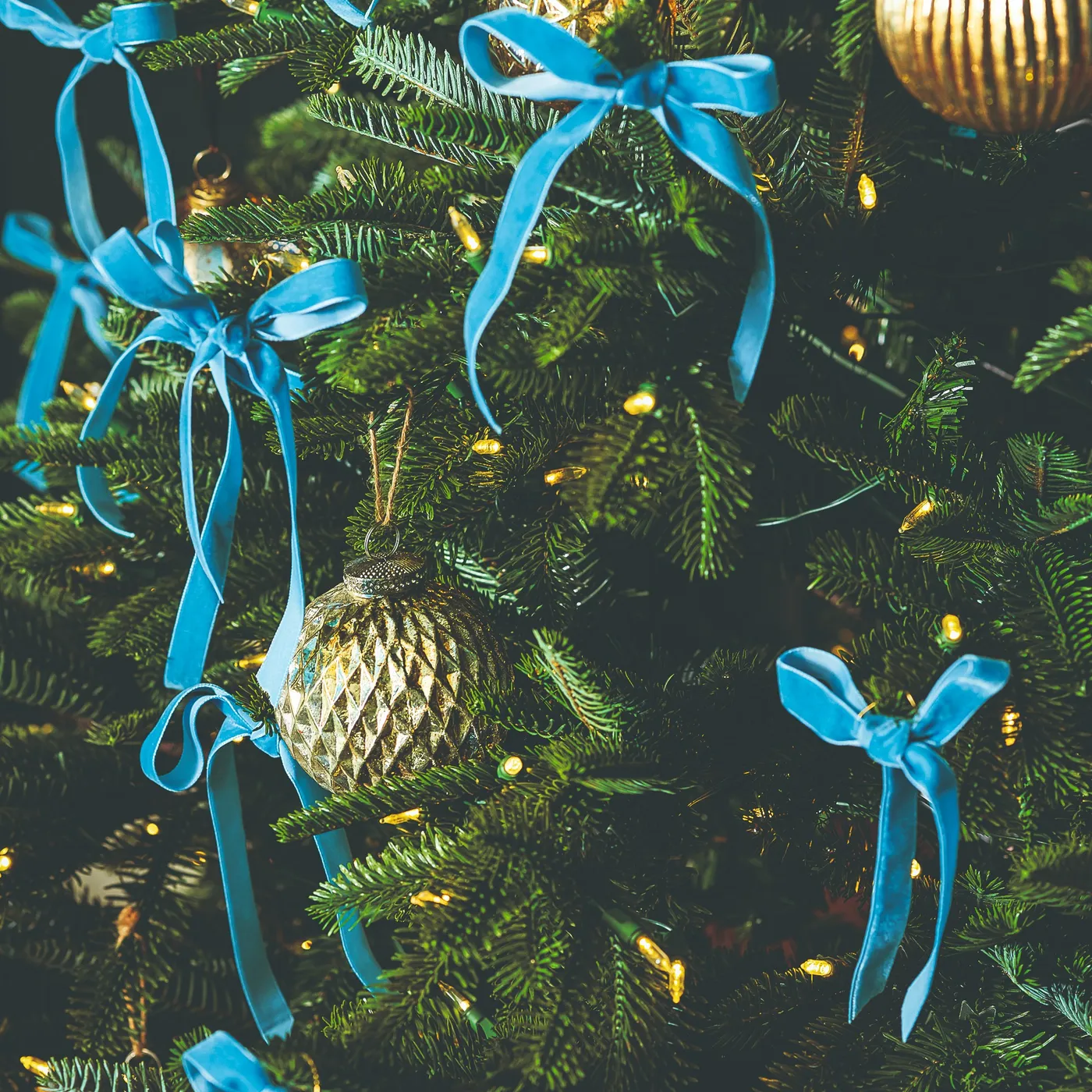 Blue Velvet Ribbon Ornaments Christmas Tree Ribbon Ideas – This Year's  Biggest Trend Ideal Home