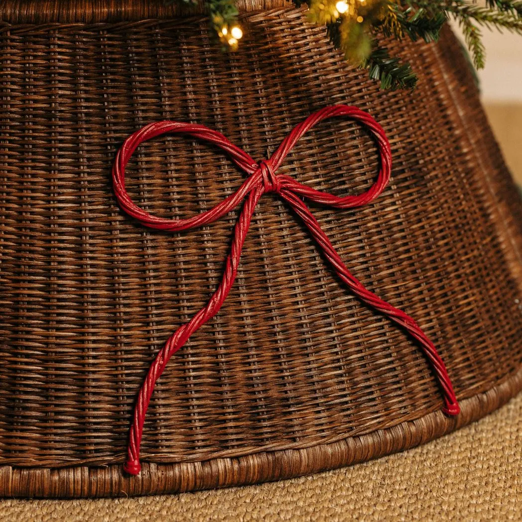 Bow Rattan Tree Skirt