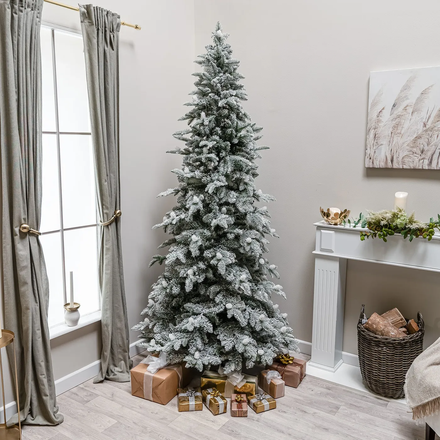 Buckingham Fir Artificial Pre-Lit Frosted PE/PVC Christmas Tree 6.5FT, -  Garden Trends
