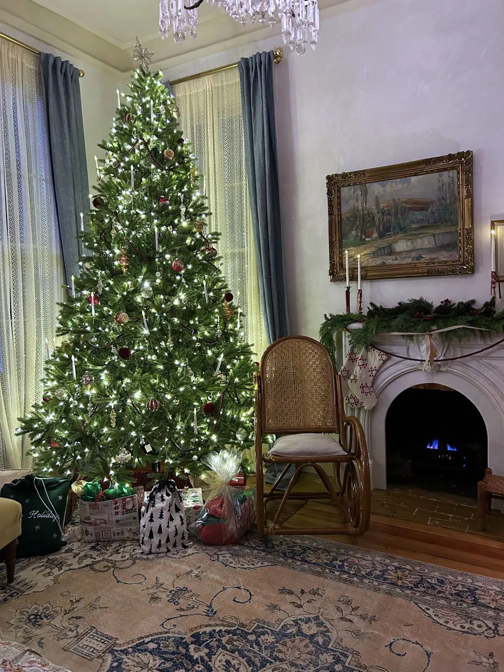 Cape May Christmas House Tour-New Jersey - OBLIGATORY TRAVELER - A Travel Websiteto Inspire, Inform, and Entertain
