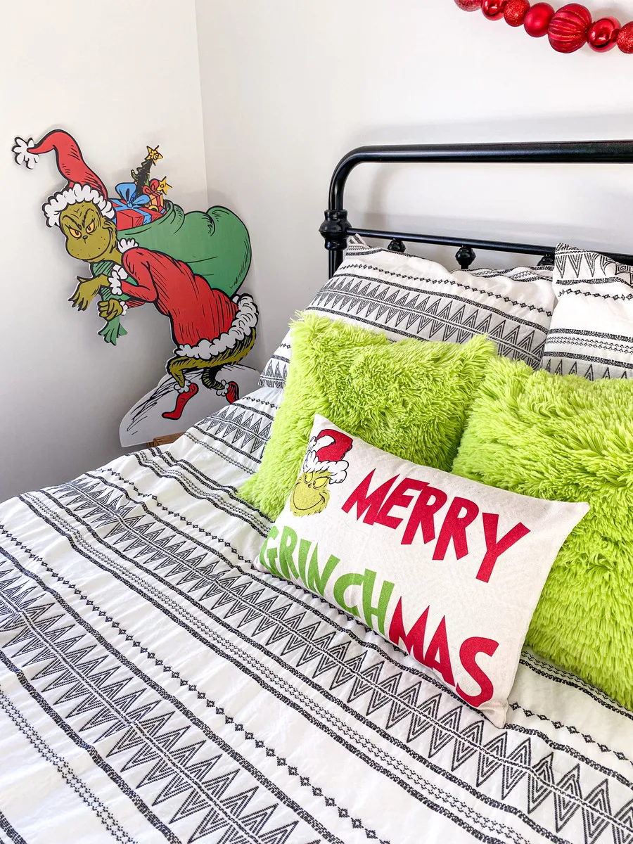 Cash's Grinch Room – Brooke Carmean