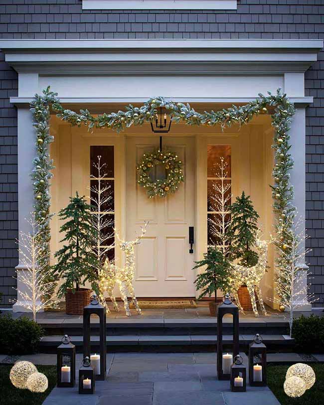 Cheerful and Charming: 35 Outdoor Christmas Decorating Ideas to Delight