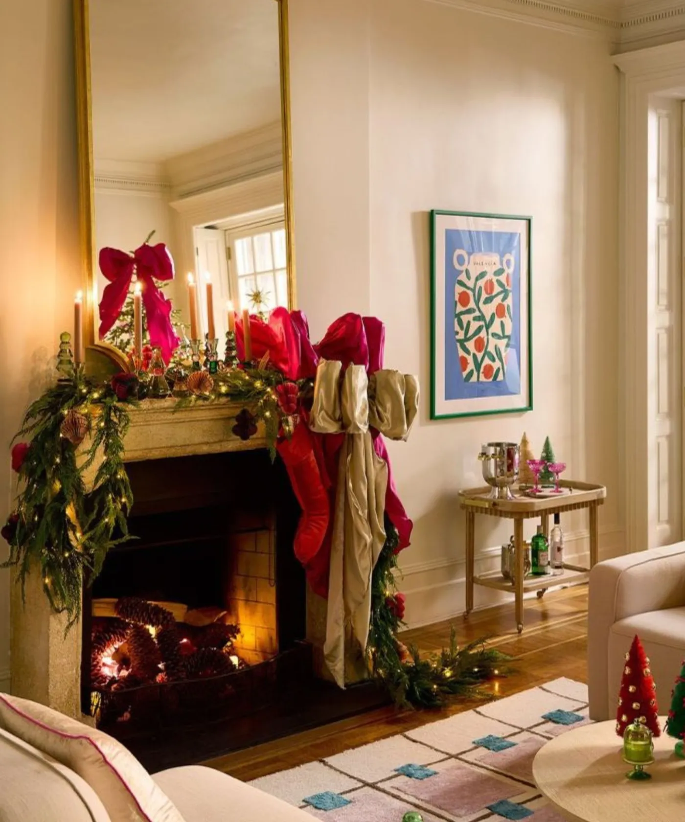 Christmas 2024: 5 Most Popular X'mas Tree Trends This Season