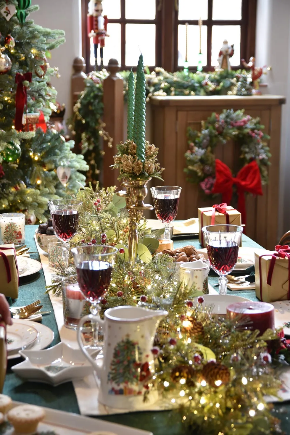 Christmas 2025: The Must-Have Interior Design Trends