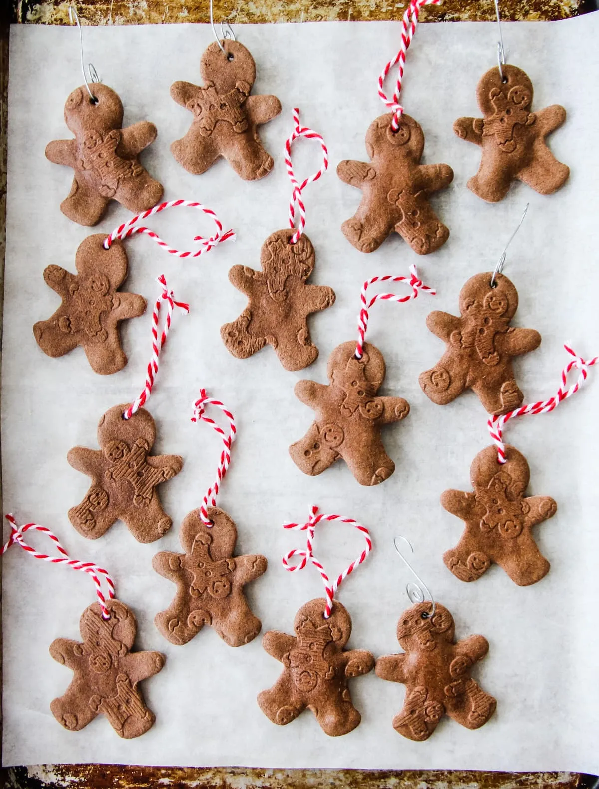 Christmas Crafts Ideas - A Pretty Life In The Suburbs