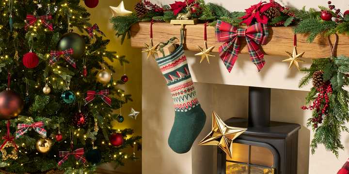 Christmas decoration ideas | Sainsbury's