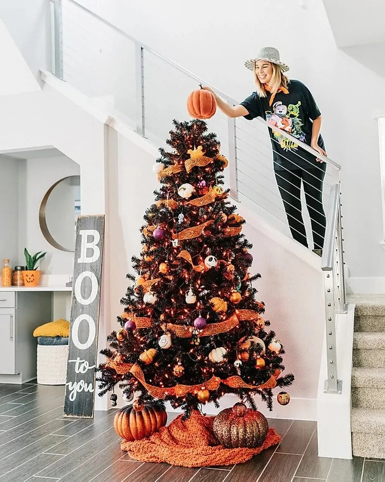 Christmas Tree Themes That Add A Festive Twist To Tradition