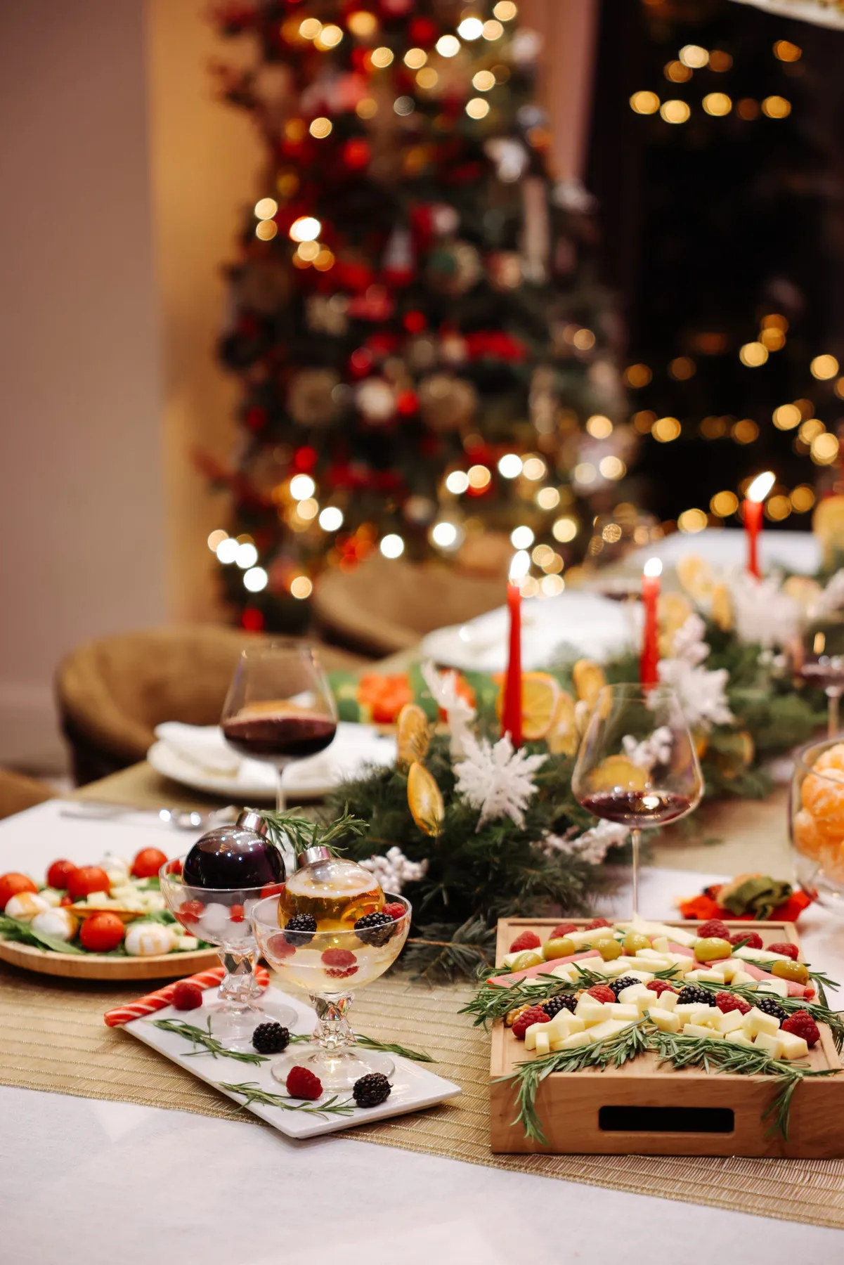 Christmas Wooden Table Party Decorations Winter Dinner Table Ideas  Christmas Decorations Table Dining Rooms, Winter Dinner