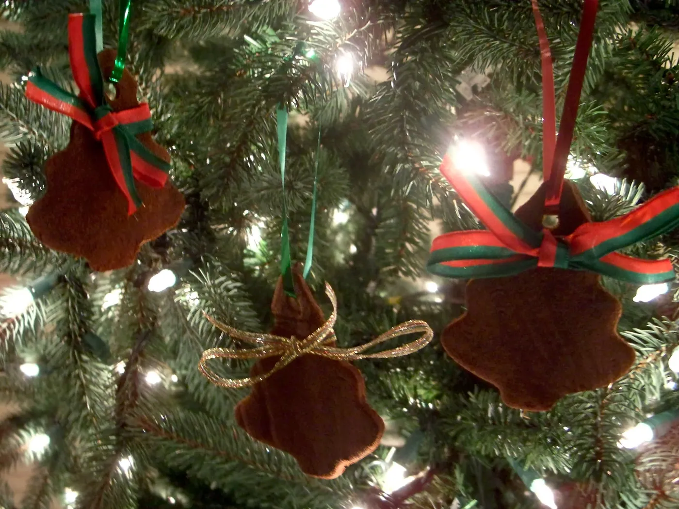 Cinnamon Applesauce Ornaments