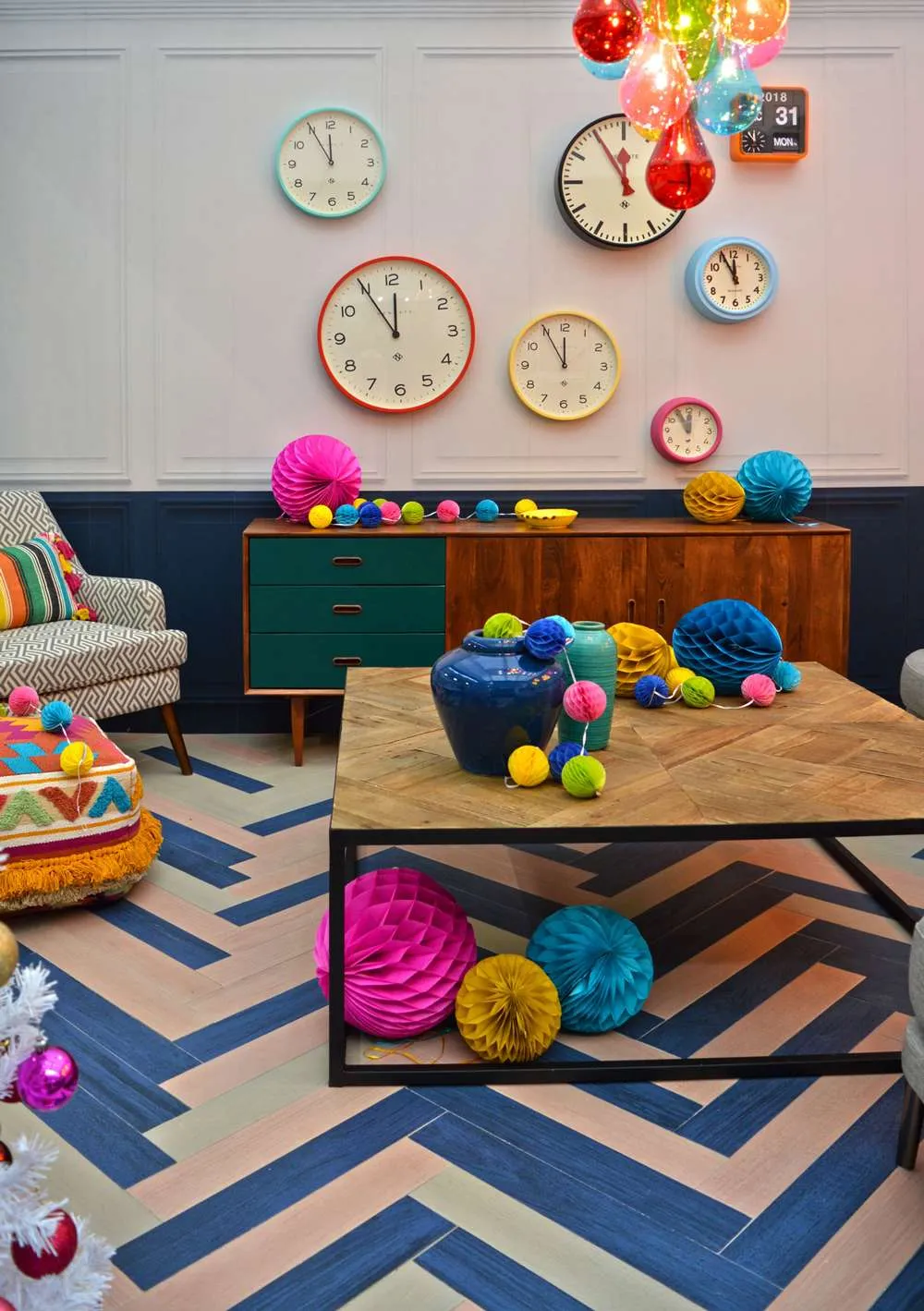 Colourful Carnival New Year's Eve Living Room - Walls and Floors