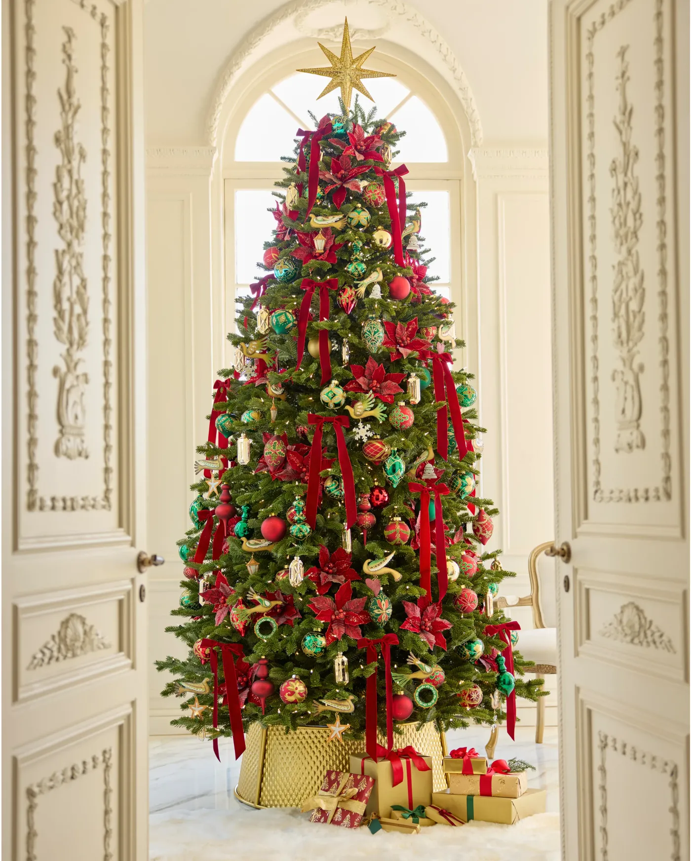 CUPCAKES and CASHMERE Pearl Bow 6FT Christmas tree Garland Cupcakes &  Cashmere Gold Pearl Tree with