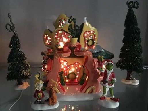 Dept. 56 Dr. Seuss The Grinch Christmas Village Cindy-Lou Who\'s House #803392