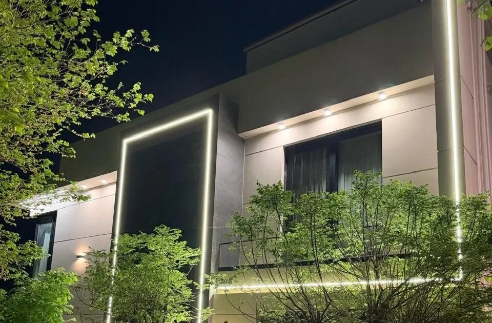 Design and implementation facade lighting – Penta Lights