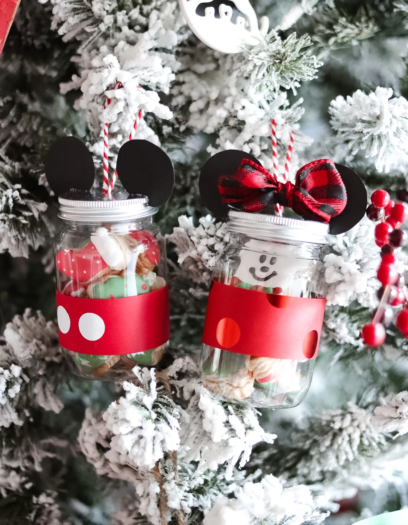 DIY MICKEY COOKIE JAR GIFT/ORNAMENT - Jet Plane Mommy