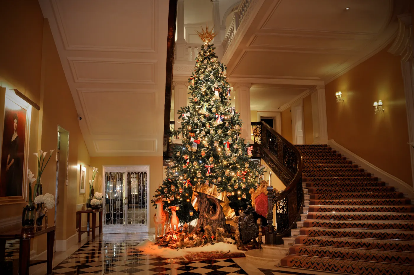 Dolce & Gabbana reveal Christmas tree for Claridge's