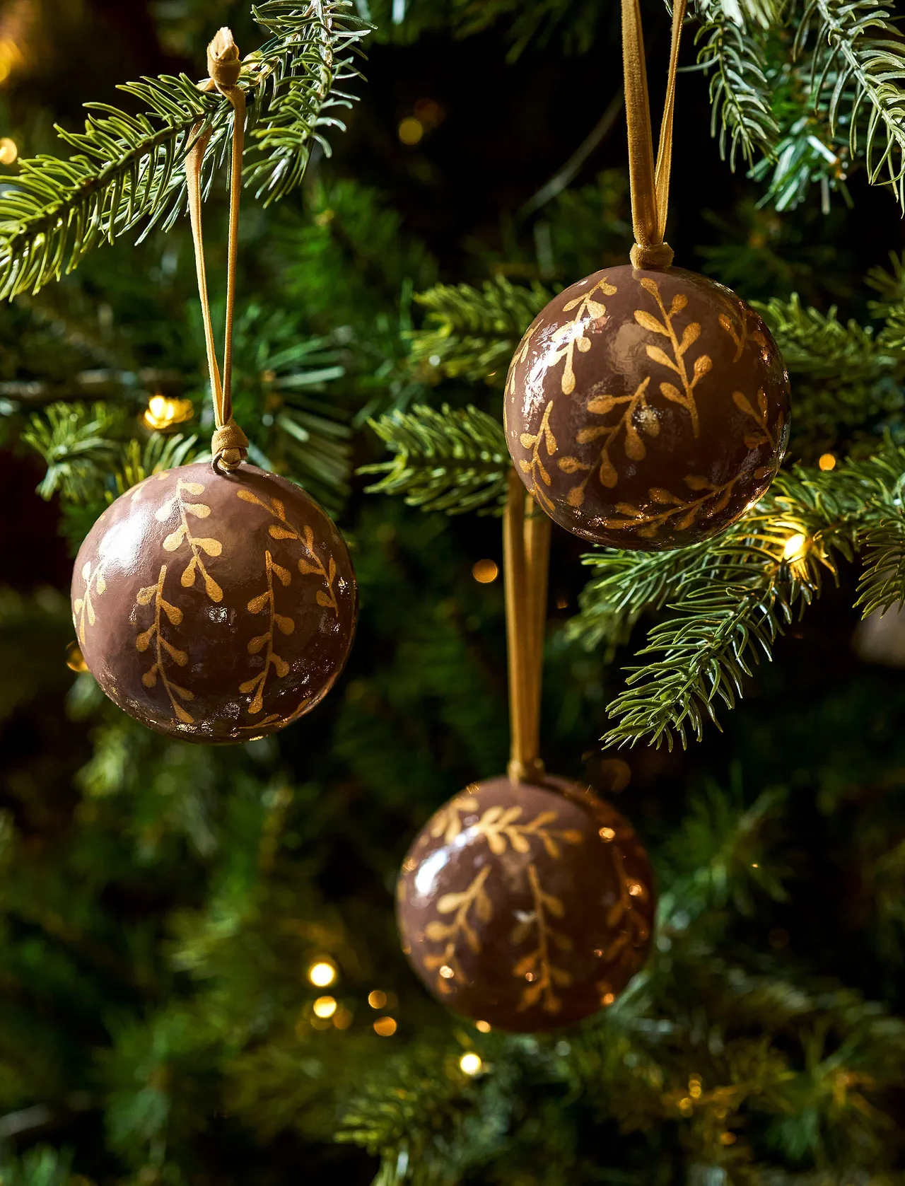 Dovedale Christmas Sprig Bauble - Paper, Cocoa & Gold, Set of