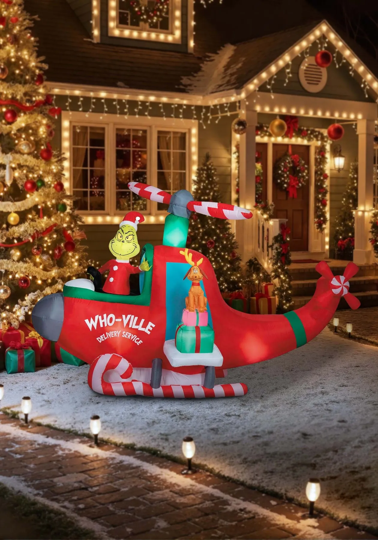 Dr. Seuss Pre-Lit Airblown Grinch Scene The grinch 11.5 air blown decor