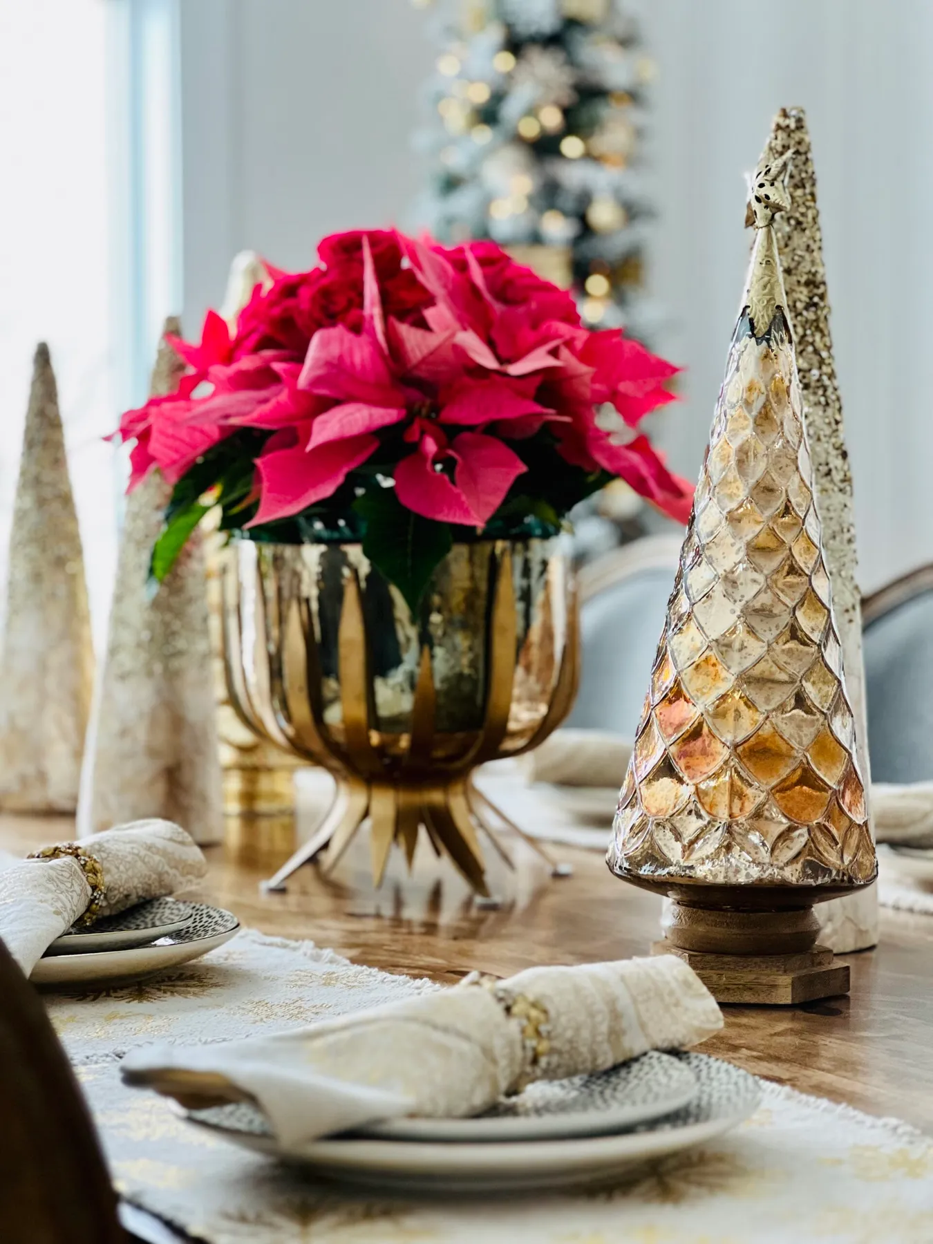 Easy and simple Christmas tablescape - Belbublly