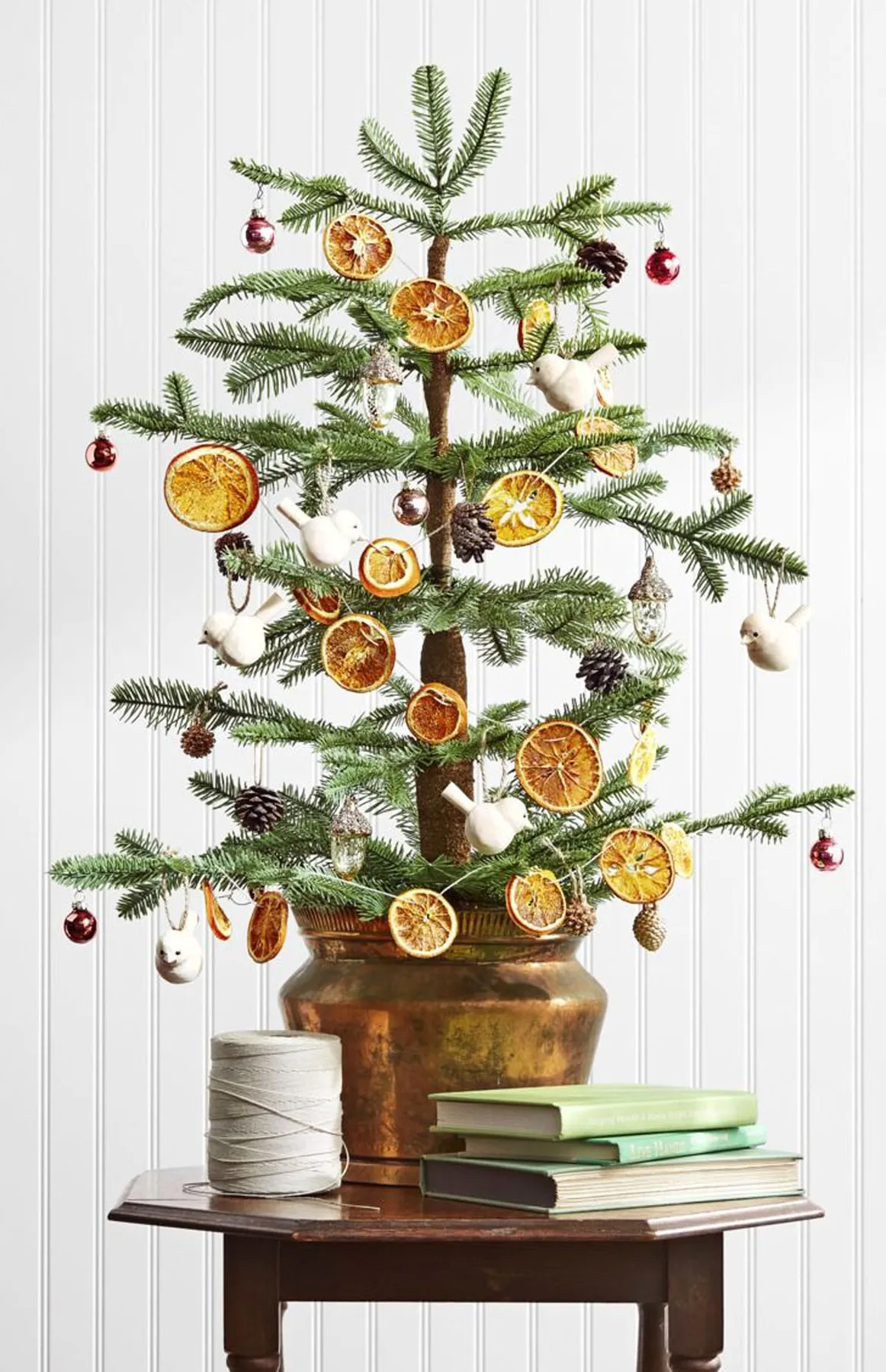 Eco-Friendly DIY Christmas Decorations & Gifts With Oranges! - A Piece Of  Rainbow
